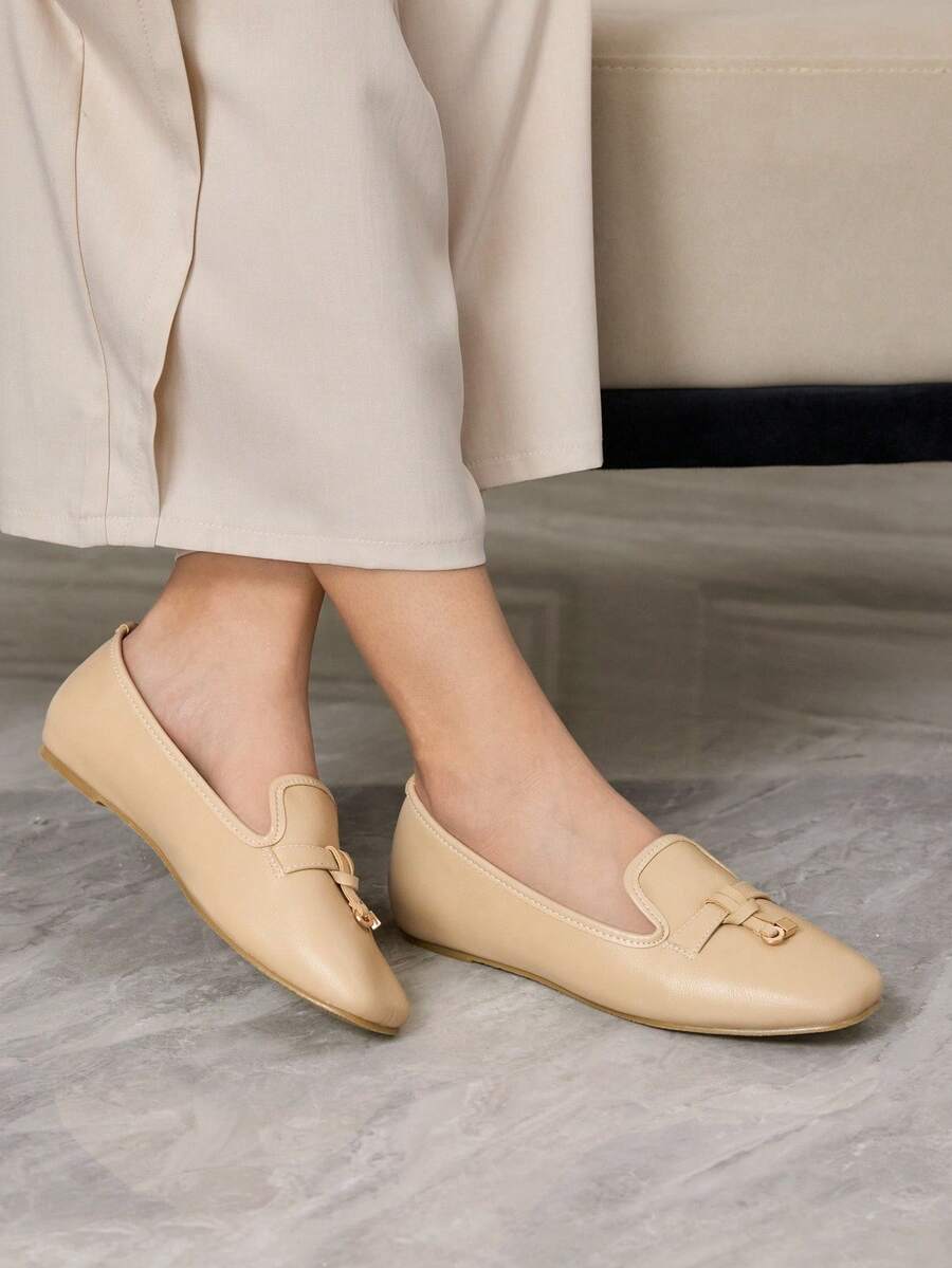 Sleekvia Women's Casual Fashion Versatile Simple Flat Shoes - Apricot - View 1