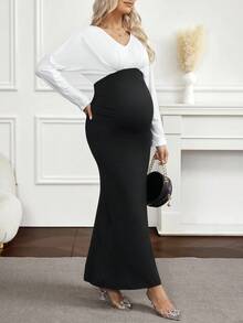 SHEIN 孕妇拼色V领蝙蝠袖鱼尾下摆修身优雅连衣裙 - 黑與白 - 查看 3