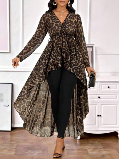 SHEIN Lady Blusa de mujer con estampado de leopardo, cuello en V, parte delantera corta y manga larga