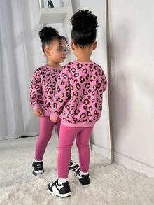 SHEIN 2pcs Baby Girl Casual Knit Leopard Print Sweatshirt & Elastic Waist Pink Pants Set, Autumn/Winter - Pink - View 2