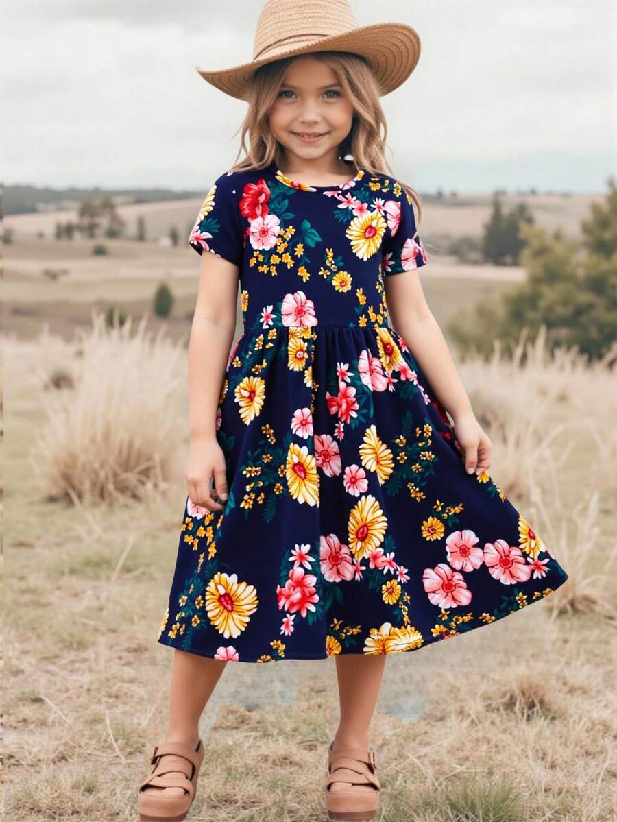 SHEIN 青春期女孩花卉圖案短袖圓領連衣裙 - 彩色 - 查看 1