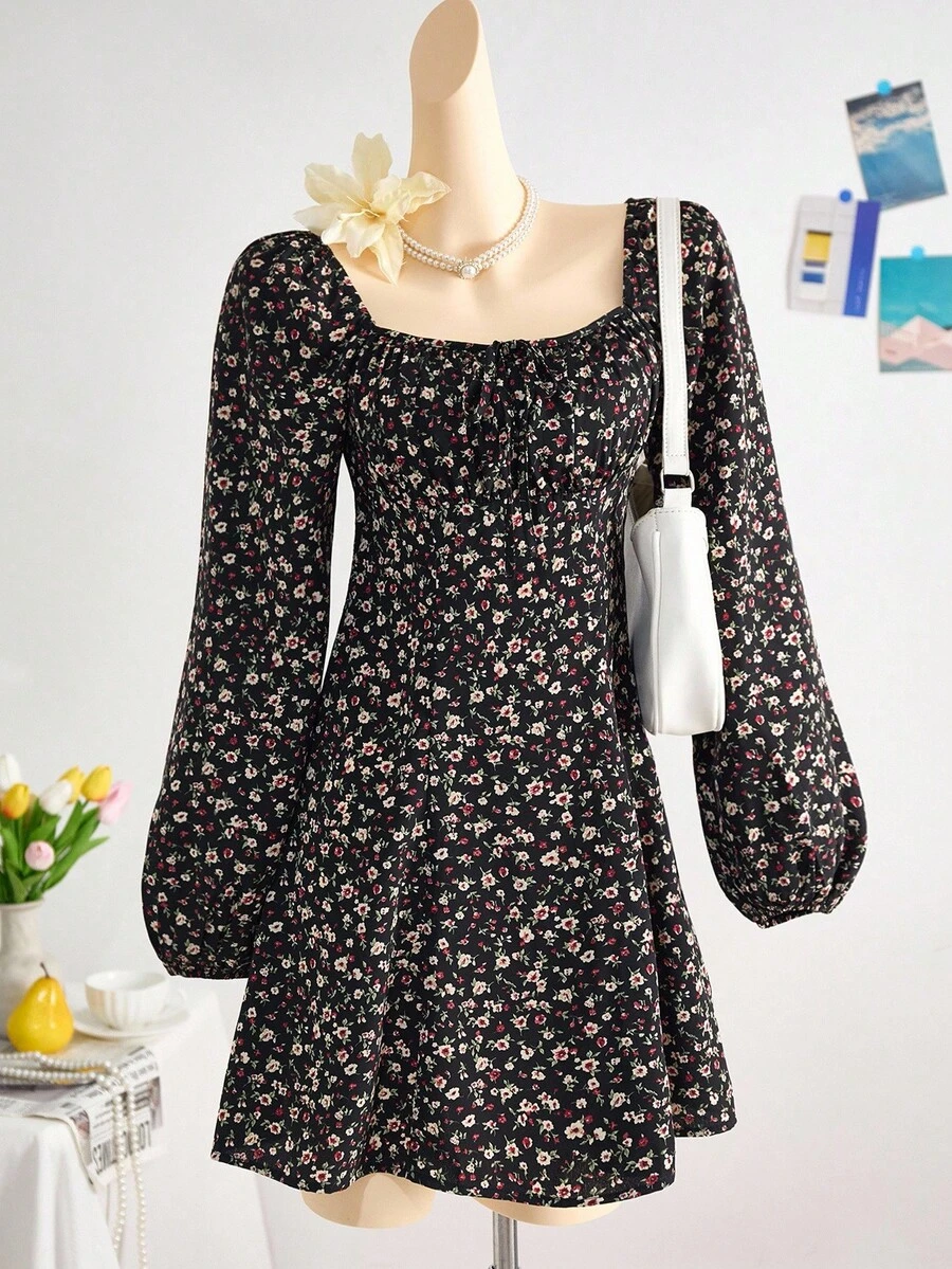 少女黑色碎花雪纺复古法式连衣裙，方领泡泡袖长袖连衣裙，甜美层次下摆，适合秋冬分层搭配、派对、波西米亚风格 - 黑色 - 查看 1