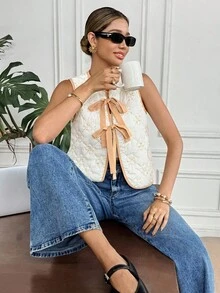 SHEIN Frenchy Women's French Casual Autumn  Contrast Color Tie-Up Sleeveless Padded Coat ,Women's Sleeveless Jacket, Suitable For Daily Commuting. Autumn Layering, Autumn And Winter New Arrivals.,For Everyday Wear And Layering Back To School, Fall Women Clothes,Cute Tops,Going Out Tops Women,Old Money Style Women,All-Season,Women's Winter Jacket - Apricot - View 1