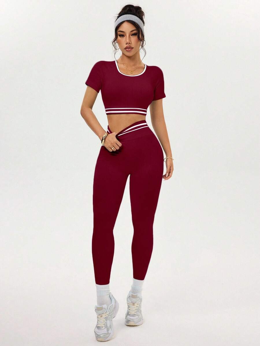 Dewbera Bộ đồ thể thao liền mạch áo crop top và quần legging kẻ sọc tương phản dành cho nữ - Màu Đỏ Sâu - Xem 1