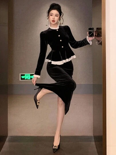 DAZY Autumn/Winter Velvet Elegant Mandarin Collar Ruffle Hem Contrast Color Block Cinched Waist Sexy Wedding Party Dress, Back To School Season Metal Button Decor Cardigan Top And Bodycon Skirt 2-Piece Set For Women