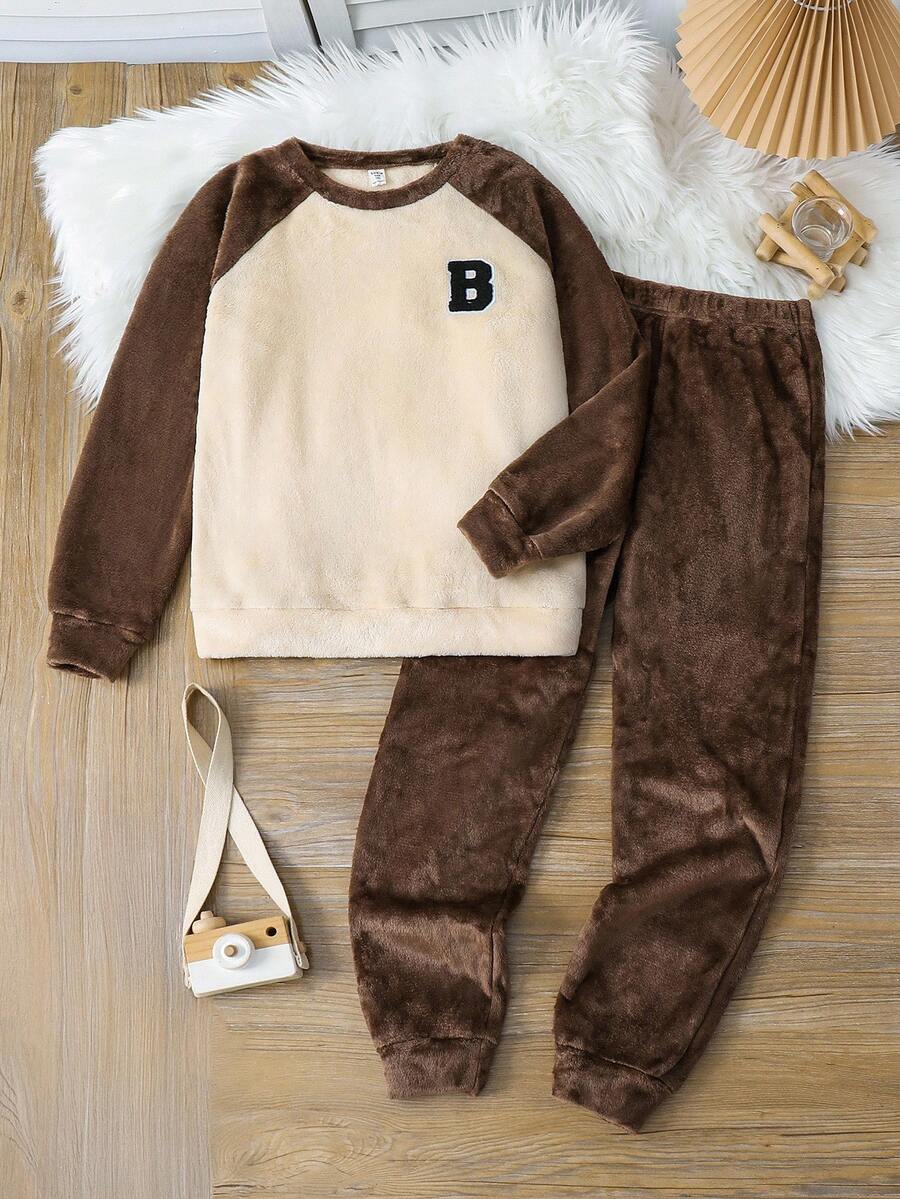 SHEIN 青少年男孩撞色拼布上衣和纯色保暖衬里裤子睡衣套装 - 棕色 - 查看 1