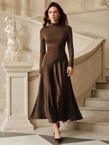 Savoree 高档针织和编织拼布高领长袖连衣裙（咖啡色） - 查看 4