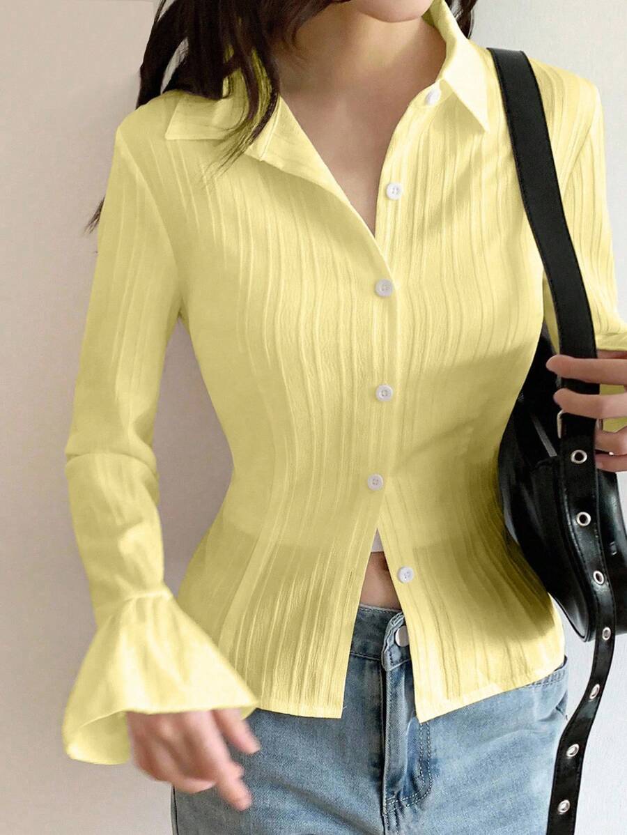 少女法式收腰设计长袖喇叭袖荷叶边下摆休闲衬衫，适合夏季日常时尚穿着，秋冬季皆宜。 - 黃色 - 查看 1