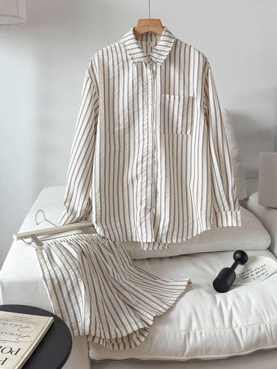 SHEIN 2 件套少女提花条纹衬衫和短裤套装，优雅的度假和通勤装 - 粉色 - 查看 1