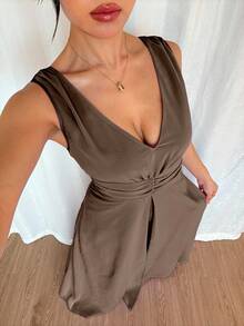 Rafferiza Elegant V-Neck Pleated Waist Pearl Chiffon Wide Leg Jumpsuit, Suitable For Wedding Guest Attire, Purple - Coffee Brown - View 6