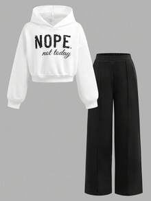 SHEIN Tween Girls Casual Fashion Versatile Letter Print Cropped Hem Fleece Hoodie And Relaxed Straight Leg Knit Pants Set, Suitable For Weekend, Casual Outing, Back To School, Outfit Girl, Fall Winter - Black and White - View 7
