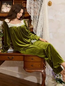 Côtesoire 女士法式牛油果绿丝绒褶皱领撞色蕾丝睡衣套装 绿色丝绒睡衣套装 绿色睡衣套装 两件套睡衣套装 绿色睡衣套装 丝绒睡衣 绿色丝绒睡衣 舒适优雅细节，秋冬服装 - 綠色 - 查看 6
