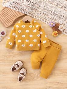 SHEIN Newborn Baby Sweater Co-OrdsNewborn Sweater Set: Cute, Casual And Versatile Yellow Cartoon Jacquard Flower Knitted Sweater. Cartoon Sweater Set: Fit, Side-Opening Long-Sleeved Sweater Top, Woolen Pants. Soft And Comfortable For Spring, Autumn And Winter. Suitable For Daily Life, , Traveling, Vacation, Home, Nursery And Children Playing Fall