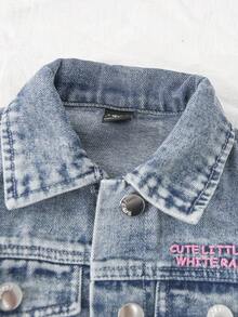 SHEIN Playful Pals 年轻女孩休闲宽松牛仔夹克，甜美英式刺绣和可爱兔耳印花，百搭时尚，适合日常穿着