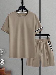 Manfinity Homme Men Contrast Tape Tee With Drawstring Waist Shorts