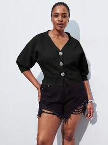 Maija 大码女式灯笼袖金属纽扣V领针织上衣，都市商务休闲时尚百搭派对装，适合春夏、情人节、狂欢节、服装派对、海滩婚礼、度假休闲等场合。 - 黑色 - 查看 6