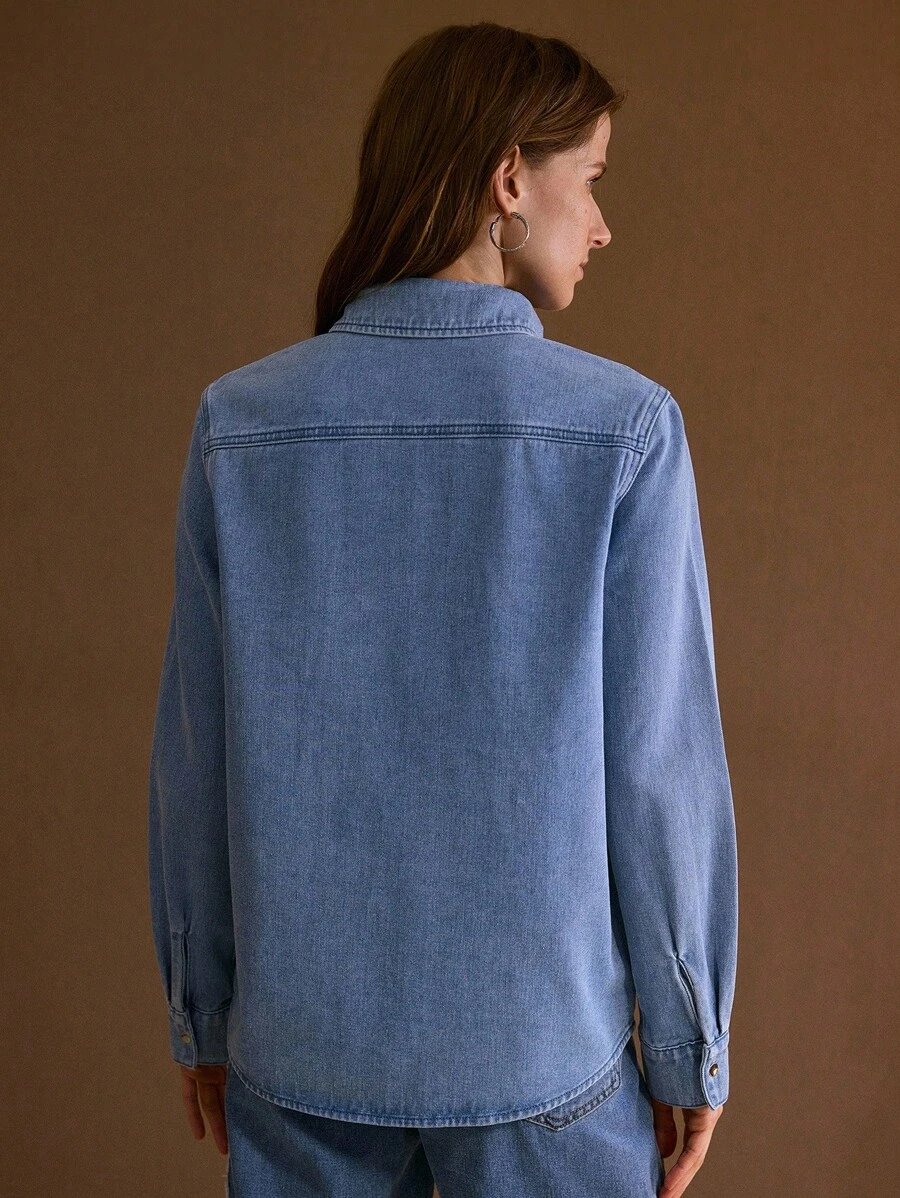 MOTF PREMIUM 刺绣纽扣牛仔上衣 - 淺色水洗藍 - 查看 2