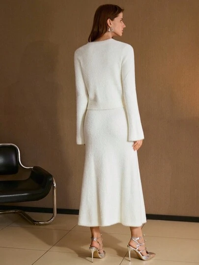 LONG SLEEVE SWEATER & BIAS CUT SKIRT SET