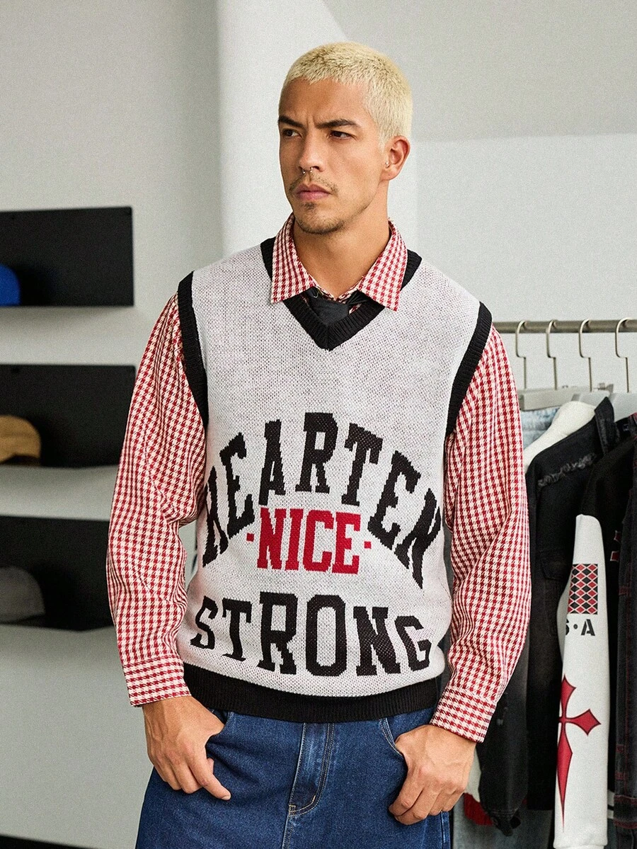 Manfinity Hypemode Chaleco de punto informal para hombre con cuello en V, estampado de letras y ribete de contraste, otoño - Blanco - Ver 1