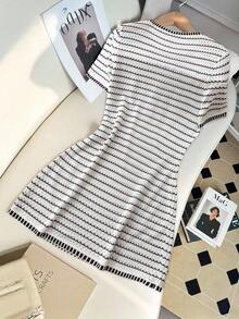 GlowEve CURVE Plus Size Summer Casual Colorblock Striped Short Sleeve Knit Dress Winter Fall Autumn - Black and White - View 2