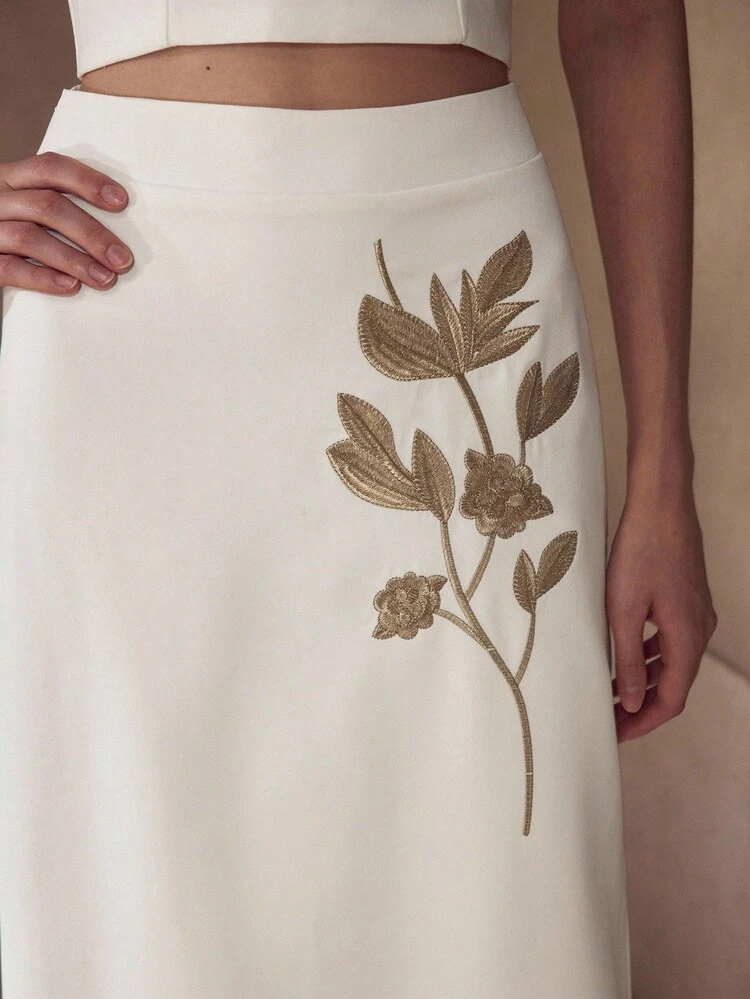 EMBROIDERED SPLIT SKIRT