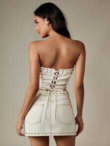 MISSGUIDED Áo nịt ngực không dây denim đính đinh tán phong cách miền Tây lễ hội, thời trang câu lạc bộ mùa hè, không dây buộc sau lưng - trắng - Xem 2