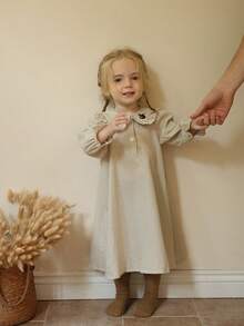 SHEIN Robe à manches longues en mélange de lin rayé pour bébé fille, tissu confortable, convient pour la saison de transition, style campagnard, motif animal brodé, mode et mignon, robe polyvalente pour tous les jours