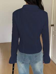 少女法式腰部设计长袖喇叭袖荷叶边下摆休闲衬衫，适合夏季日常时尚 - 藍色 - 查看 2