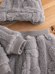 SHEIN Vintaside Kids 3 件套男婴和女婴中性款白色毛绒熊图案提花羊毛圆领运动衫、羊毛运动裤和毛绒耳帽 3 件套，秋冬季宝宝可爱舒适的服装