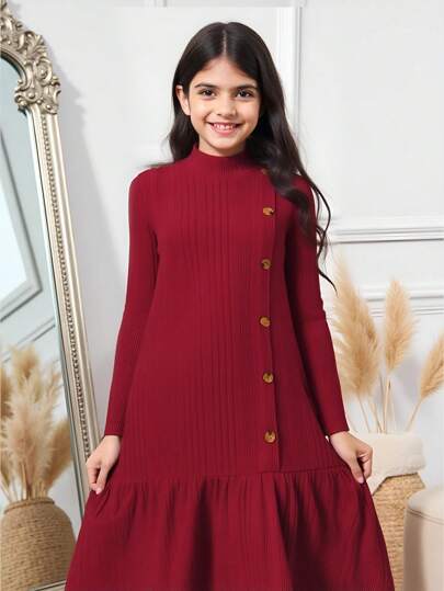 SHEIN Leap Crew Tween Girl 休闲羊毛罗纹高领拼布荷叶边下摆纽扣装饰中长连衣裙