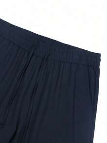 Manfinity Homme Men's Solid Color Waist Tie Pocket Casual Drawstring Versatile Shorts, Linen Navy Blue Shorts