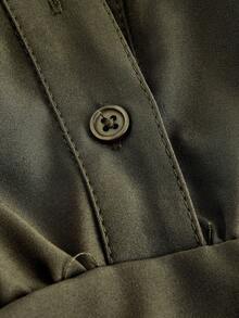 SHEIN MOD 女式翻领长袖褶饰荷叶边下摆绿色衬衫，绿色女式衬衫，女式纽扣衬衫，女式长袖衬衫，绿色纽扣衬衫，节日衬衫，职业装，商务休闲女装