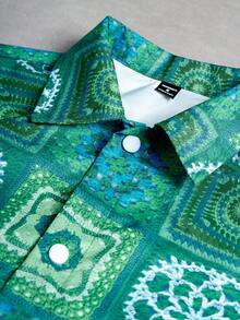 Manfinity EMRG Men's Fashion Digital Print Casual Jacket, Green Graphic Shirt Men, Green Men Shirt, Graphic Shirt, Green Shirt - Green - View 6