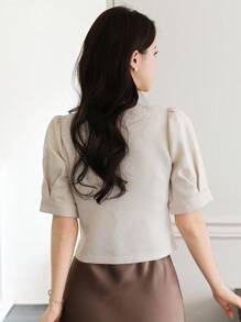 DAZY Áo cánh tay bồng cổ tròn họa tiết màu trơn cho nữ - Màu be - Xem 2
