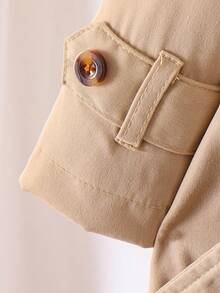 SHEIN Vintaside Kids 女婴卡其色长袖连帽保暖外套，时尚百搭，适合秋冬季节穿着，是女婴冬季的理想之选。