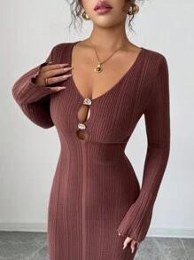 Rafferiza Elegante vestido de punto maxi de manga larga con cuello redondo ajustado y diseño de botones metálicos para mujeres, primavera/otoño - Marrón - Ver 4