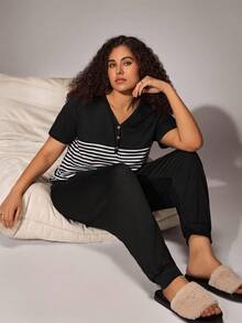 SHEIN Plus Size Women Casual Color Block Stripe Decor Button Comfort Short Sleeve Pullover Top & Pants Homewear Pajama Set, Outfits - Black - View 1