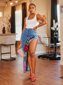 SHEIN BamGlam 女士时尚性感字母刺绣高开叉牛仔迷你裙 - 中等水洗藍 - 查看 2