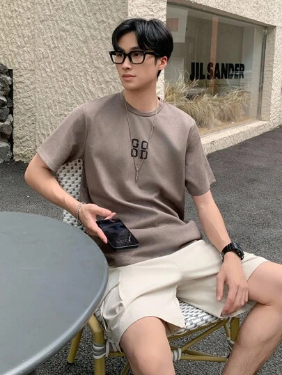 Mirajuku 青少年男孩小字母印花绒面革短袖 T 恤和工装短裤两件套，休闲学院风，舒适柔软面料，百搭，适合日常穿着、旅行、户外运动、春夏季