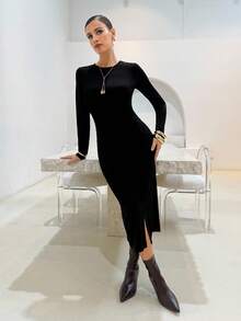 Lavishia Vestido midi de punto elástico negro brillante de manga larga y diseño de cintura retorcida, conjunto de moda para el otoño