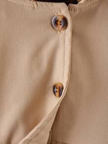 SHEIN Vintaside Kids 女婴卡其色长袖连帽保暖外套，时尚百搭，适合秋冬季节穿着，是女婴冬季的理想之选。