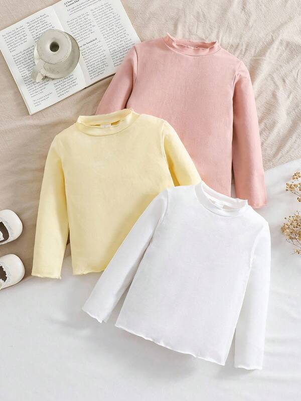 Bielizna termiczna dla młodych dziewcząt z modą na powrót do szkoły