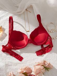 SHEIN 1pc Women's Lace Padded Underwire Bra With Wide Straps, Lift And Support For Small Bust