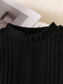 SHEIN Vintaside Kids 2 件套女婴经典黑色短袖图案 T 恤和牛仔背带裤套装，面料柔软舒适，适合日常穿着、度假、郊游、上学、聚会、春夏季 - 彩色 - 查看 4