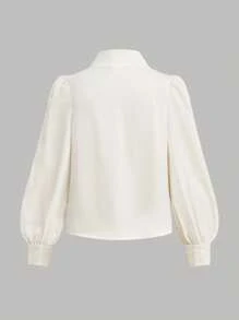 SHEIN 青少年女孩休闲日常法式优雅学院风翻领蝴蝶结灯笼袖修身长袖衬衫，返校季，经典百搭衬衫，青少年女孩服装，娃娃装上衣，白色上衣，白衬衫，长袖上衣，可爱上衣 - 米色 - 查看 5