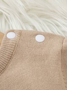 Infant Knitted Romper, Autumn/Winter Round Neck Pullover Sweater Jumpsuit, Cute Lion Jacquard Design, Snap Closure At Shoulders And Feet