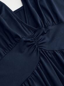 EMERY ROSE Große Größen Schwarz V-Ausschnitt Taille Plissee Strickkleid