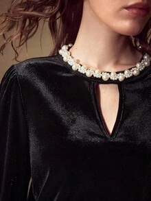 MOTF PREMIUM VELVET FAUX PEARL DETAIL BLOUSE, AUTUMN - Black - View 2