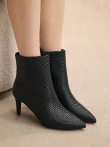Rosivie Women's Fashion Commuter Solid Color Textured Pointed Toe Mid-Calf Boots - Black - View 8