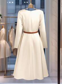 Franclia 新款奢华圆领束腰女式连衣裙，春秋季 - 杏色 - 查看 2